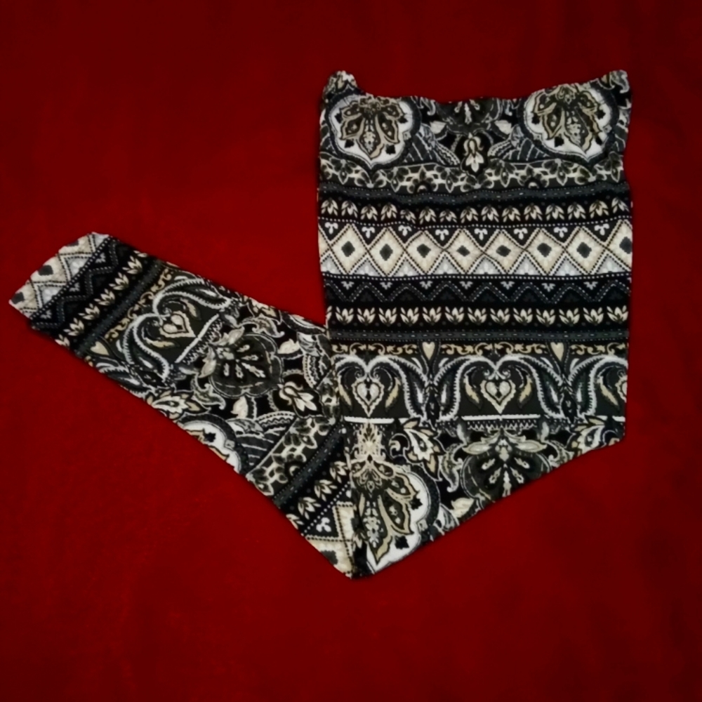 French Laundry Tight Vintage Paisley Leggings